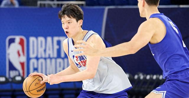 第11支球队！曝中国球员杨瀚森今日参加猛龙试训