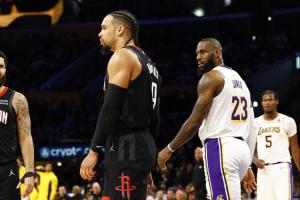 开云-出战状态升级!詹姆斯今日确定可以出战对阵火箭的比赛