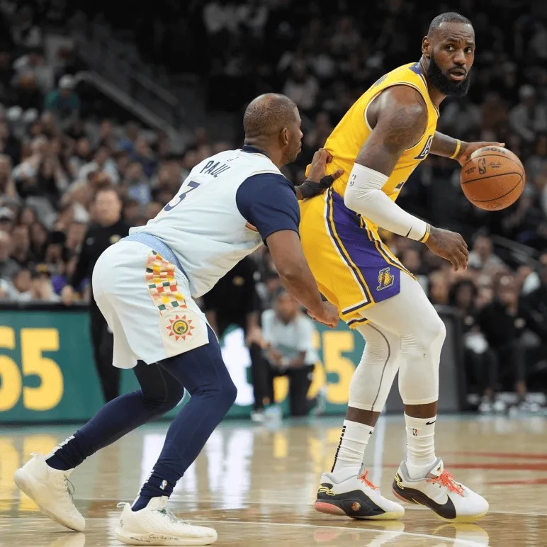 开云-詹姆斯与36.4%的NBA球员对阵过或当过队友，历史最高比例