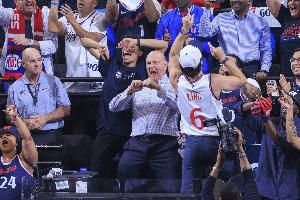 kaiyun-TA：快船已引发联盟信任危机 鲍尔默的巨额财富会破坏公平竞争