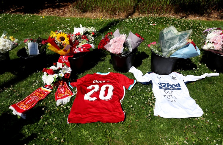 开云APP-回望2025足坛告别季：永失若塔马塞洛荣退，魔笛丁丁孙哥开启新篇