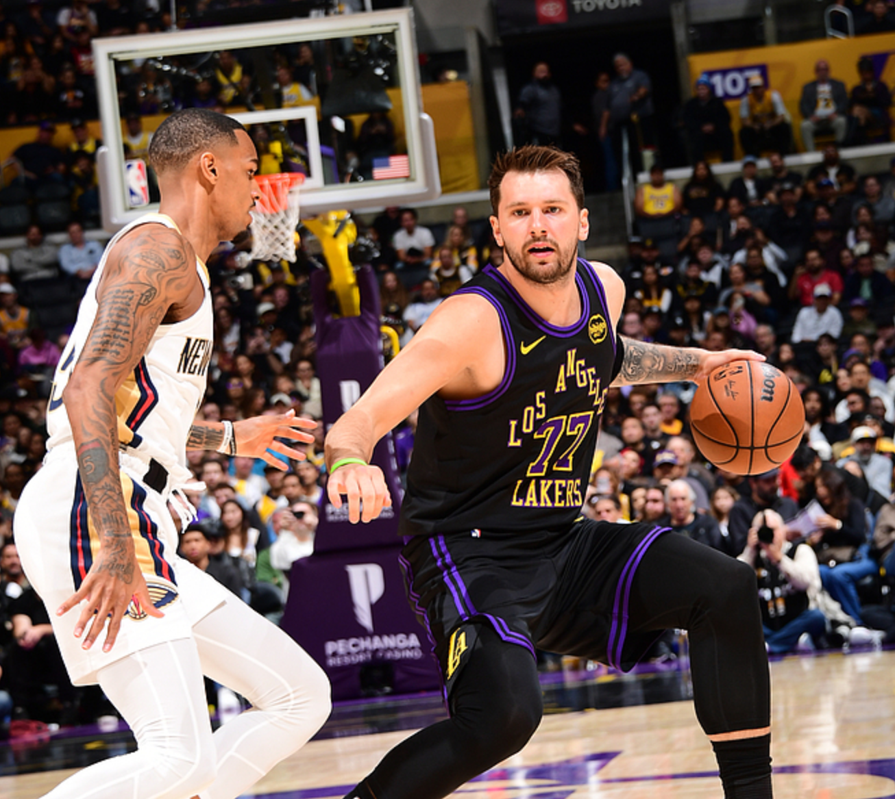 开云体育官网-湖人110-101击败鹈鹕!东契奇创50年队史纪录,老詹创3个NBA纪录