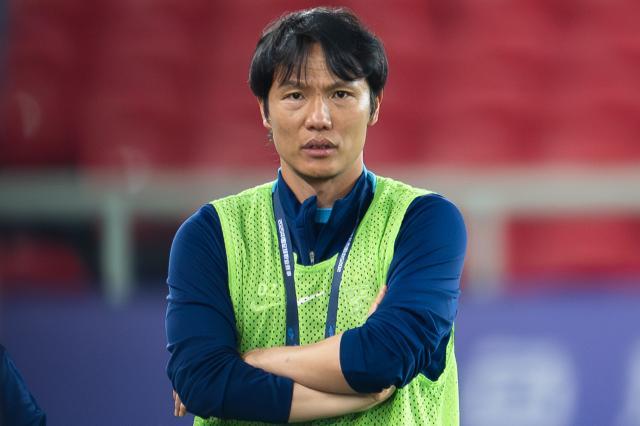 开云体育官网-败走上海滩三镇仍赢得掌声 邓卓翔带队再获肯定